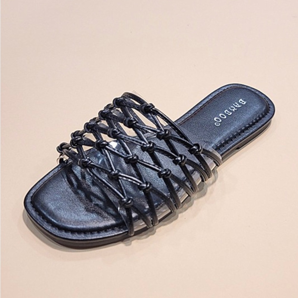 NWT!! Open-toe Knot Detail Flat Sandals - Picture 3 of 3